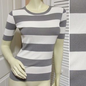 Theory White Gray Striped Knit Top T-Shirt Normcore Travel Preppy Designer Luxe